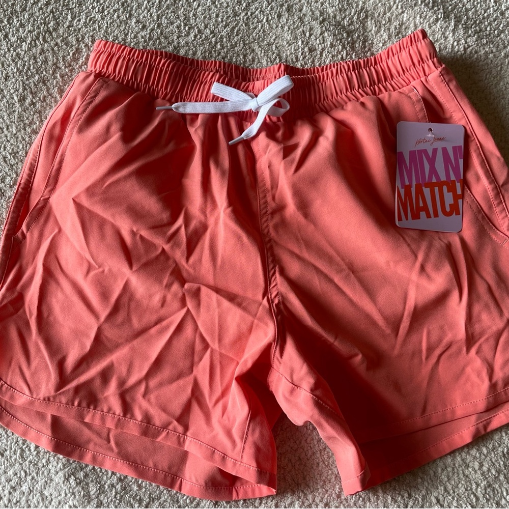 Kortni Jeane Men’s retro shorts